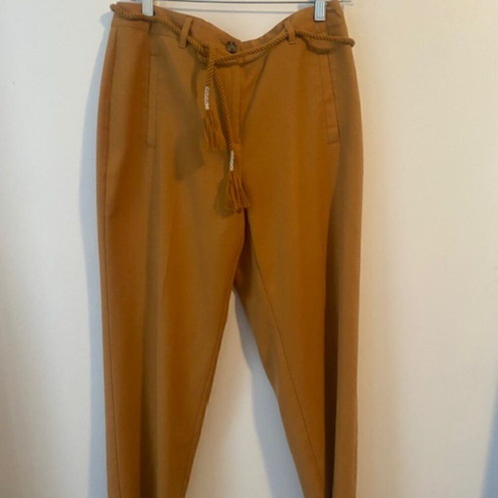 Chico's G old with tassel belt ankle pants, size 0.5/6
